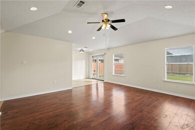 2433 Jeanne St, Marrero, LA 70072 - photo 4