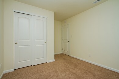 1396 Fiesta Dr, Franklin, IN 46131 - photo 3