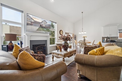 41104 Worthington unit Bldg 26, Unit 52, Clinton Township, MI 48038 - photo 2