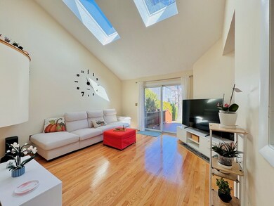 7 Lanes End unit 7, Natick, MA 01760 - photo 2