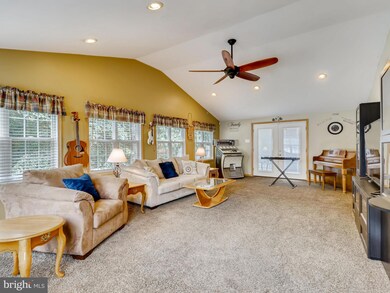 712 Highvilla Rd, Essex, MD 21221 - photo 3