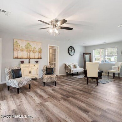 6856 Tom Thumb Dr, Jacksonville, FL 32210 - photo 7