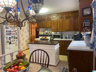 1800 3rd St NW, Center Point, AL 35215 - photo 2