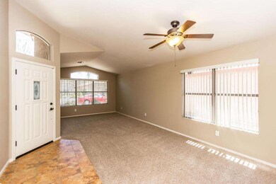 4627_E_Weaver_Rd_AZ-3