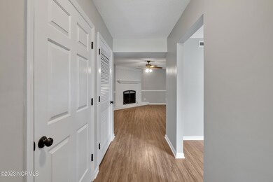 701 Ireland Ct, Jacksonville, NC 28546 - photo 4