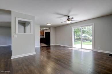 726 N College Living Area 2