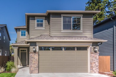 61249 SE Brock Ln, Bend, OR 97702 - photo 2