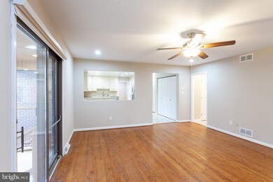 2303 Shaded Brook Dr, Owings Mills, MD 21117 - photo 4