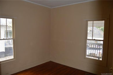 221 E Bell St, Statesville, NC 28677 - photo 4