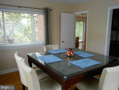 3209 Mulberry Ln, Temple Hills, MD 20748 - photo 2