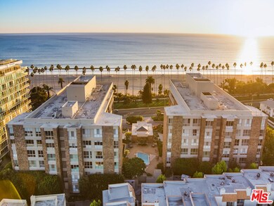 Park Plaza Condominiums unit 504N, Santa Monica, CA 90402 - photo 2