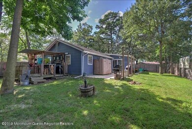 28-BACK YARD