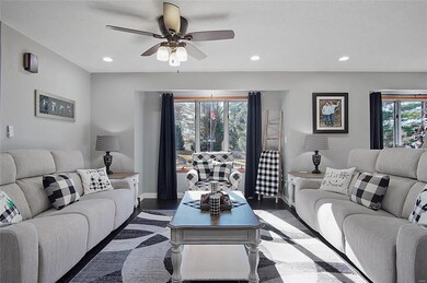 6871 Loyet Rd, Collinsville, IL 62234 - photo 5