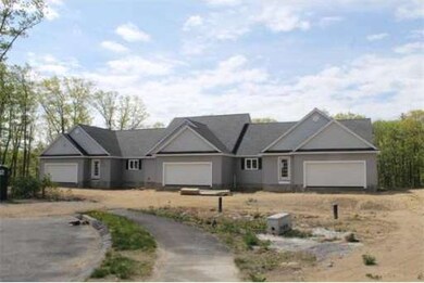 17 Candlewood Dr unit 17, Spencer, MA 01562 - photo 2