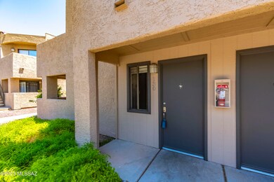 1745 E Glenn St #130__072