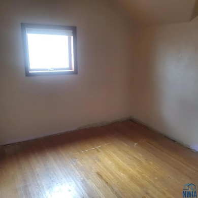 214 W Logan St, Paullina, IA 51046 - photo 7