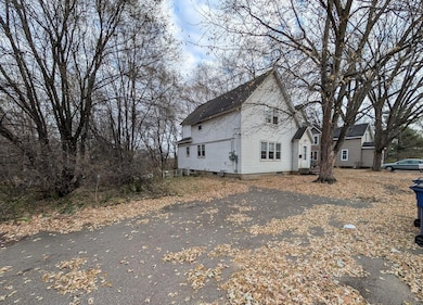 1610 7th Ave S, Saint Cloud, MN 56301 - photo 3