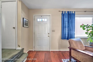 04-FOYER