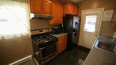 47 Sherwood Dr, Latham, NY 12110 - photo 5