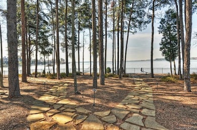 15506 Fishermans Rest Ct unit 625, Cornelius, NC 28031 - photo 3