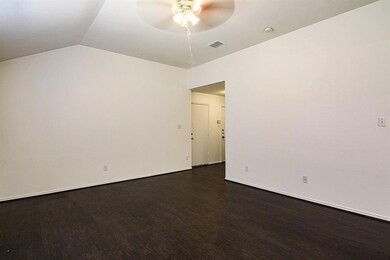 503 Robinwood Dr, Wylie, TX 75098 - photo 3