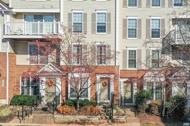 46938 Courtyard Square, Sterling, VA 20164 - photo 2