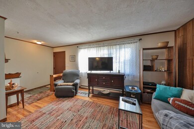 6244 Glen Ct, Germansville, PA 18053 - photo 5