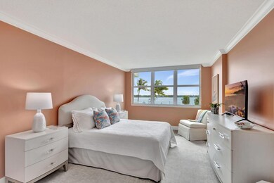 Portofino North unit 310, West Palm Beach, FL 33407 - photo 4