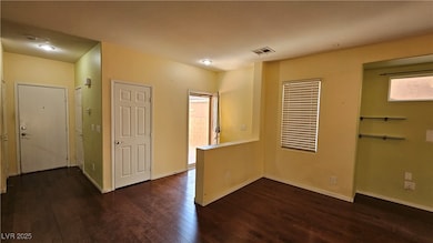9267 Grassy Weep Ct, Las Vegas, NV 89178 - photo 3