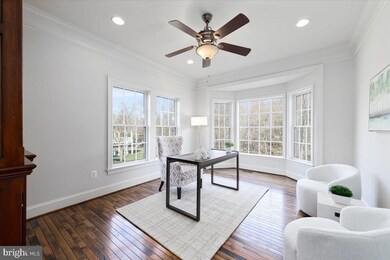 12214 Greenbriar Branch Dr, Potomac, MD 20854 - photo 7