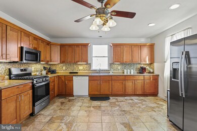 5509 Heatherwood Rd, Halethorpe, MD 21227 - photo 6