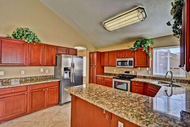 20214 N 29th Pl Gorgeous Kitchen