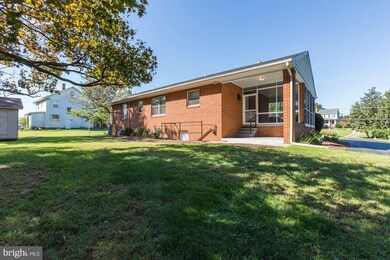 14701 Old Columbia Pike, Burtonsville, MD 20866 - photo 4