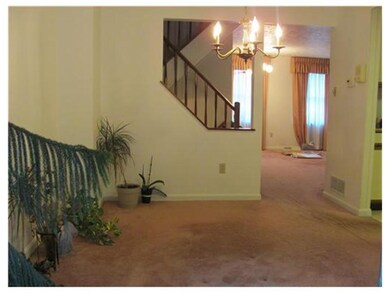 Dining Room. Entertain your friends in the Formal 