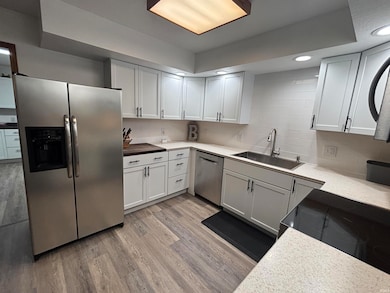 1015 N Honeysuckle Ln, Vincennes, IN 47591 - photo 7