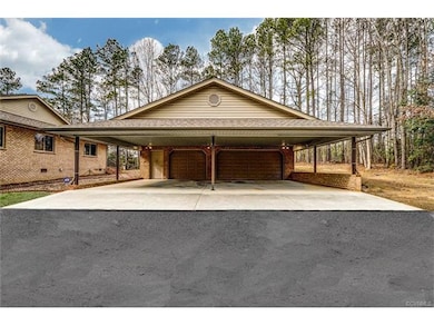 Tons of Room for All Your Tools, Toys and Hobbies!