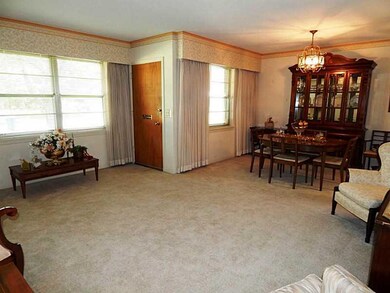 Living Room. Living dining combination