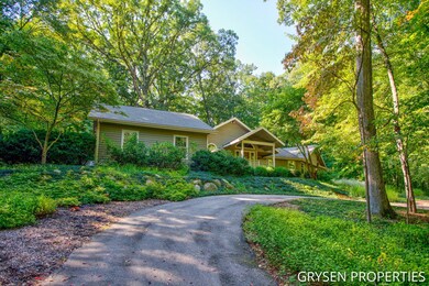 6-web-or-mls-1568-hawthorne-hills-dr-se
