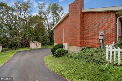 1040 Skyview Dr, Milton, PA 17847 - photo 6