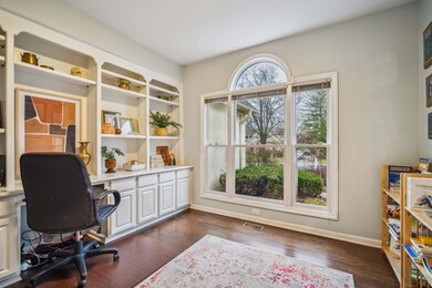 Office/ Den