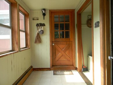 2 Rugby Rd, Nashua, NH 03063 - photo 3