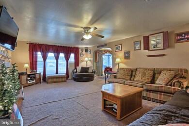 65 Ryan Ave, Tamaqua, PA 18252 - photo 5