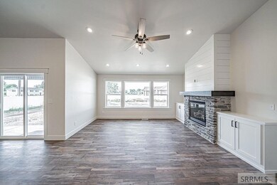 340 N 690 W, Blackfoot, ID 83221 - photo 5