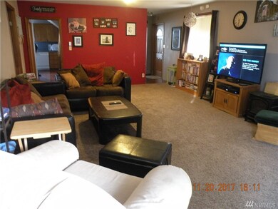 3981 Whitcomb St, Raymond, WA 98577 - photo 7