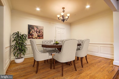 8306 Turnberry Ct, Potomac, MD 20854 - photo 7