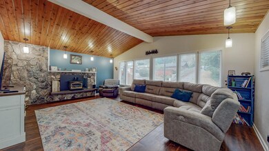 2305 Harris Street-109