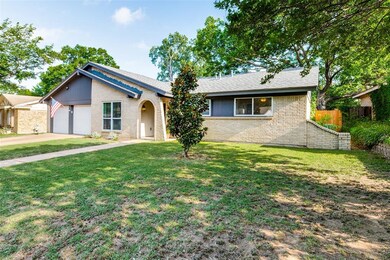 1813 Chattanooga Dr, Bedford, TX 76022 - photo 2