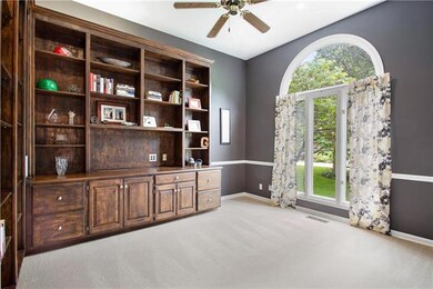 Front room would make woderful office area, built 