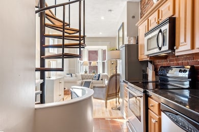 439 Shawmut Ave unit 6, Boston, MA 02118 - photo 6