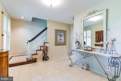 1363 Cinnamon Dr, Fort Washington, PA 19034 - photo 3